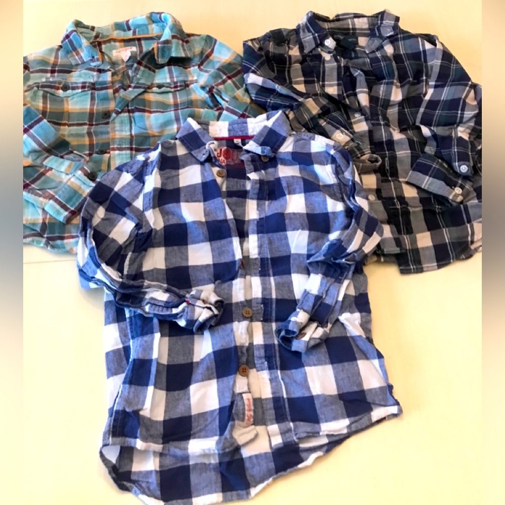 Set of 3 boys 5T long sleeved button down shirts